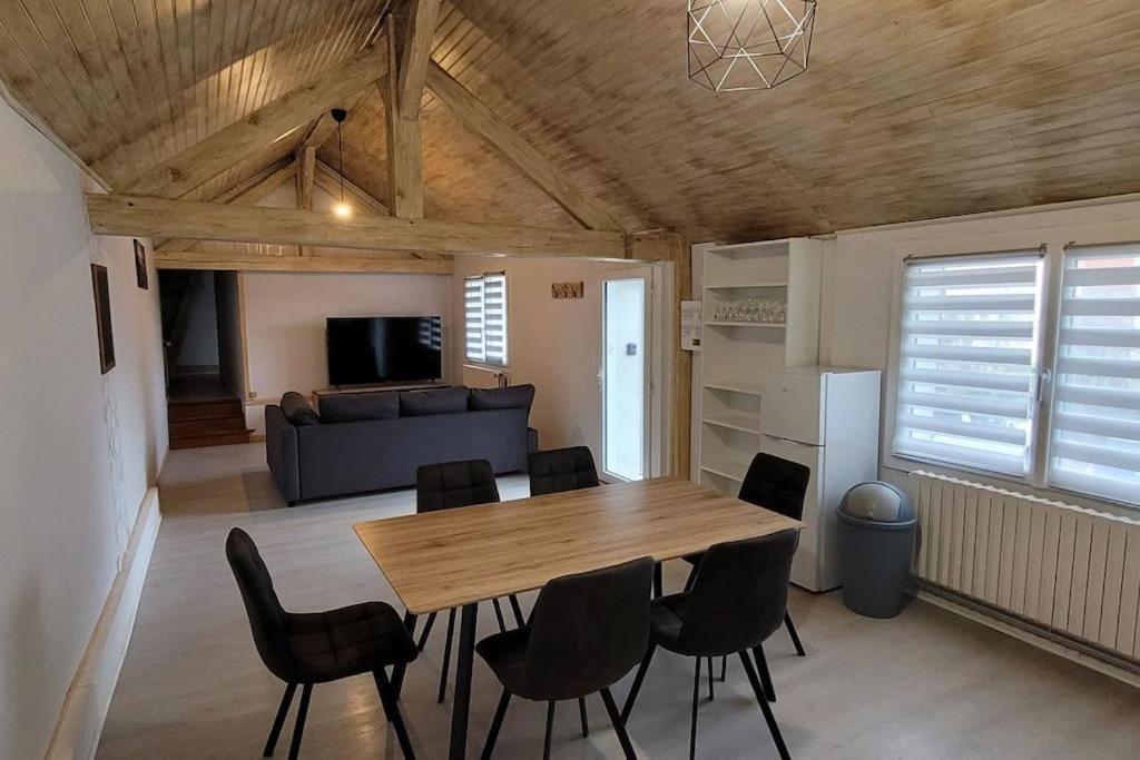 La Maison De L'Abeille De Percey Longeau-Percey Bagian luar foto