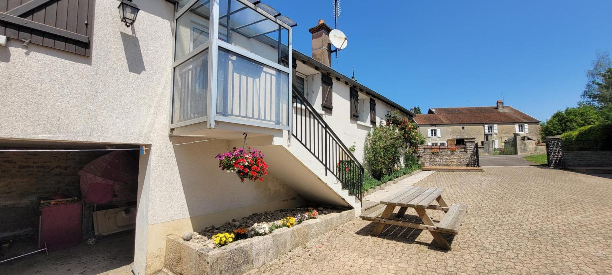 La Maison De L'Abeille De Percey Longeau-Percey Bagian luar foto